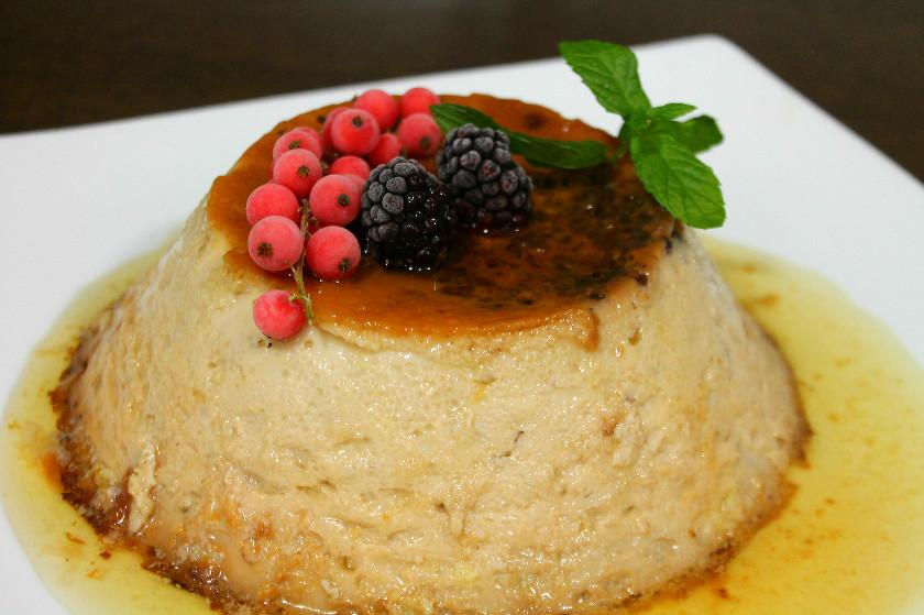 Flan de queso y mora