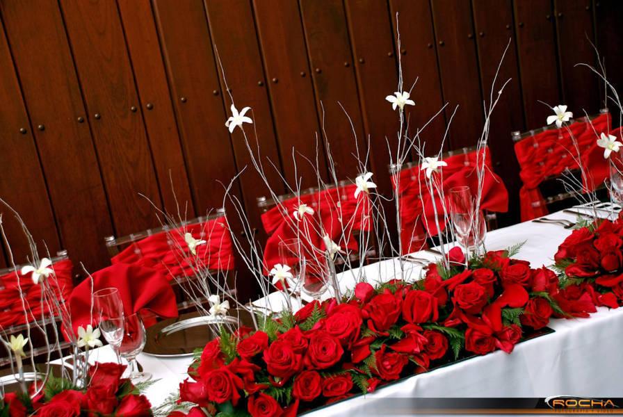 decoracion-de-mesas-para-bodas-de-noche-1