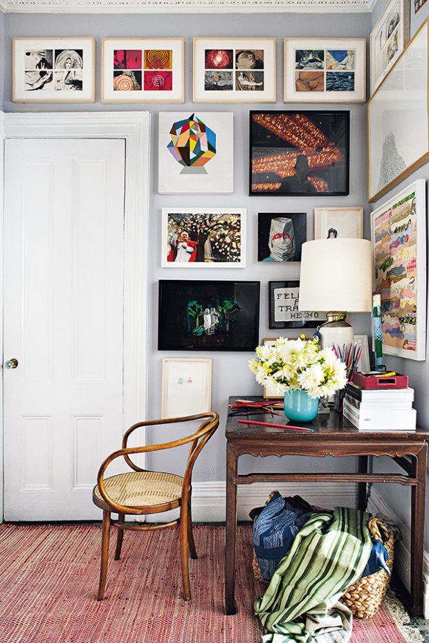 cuadros-sobre-zona-de-trabajo