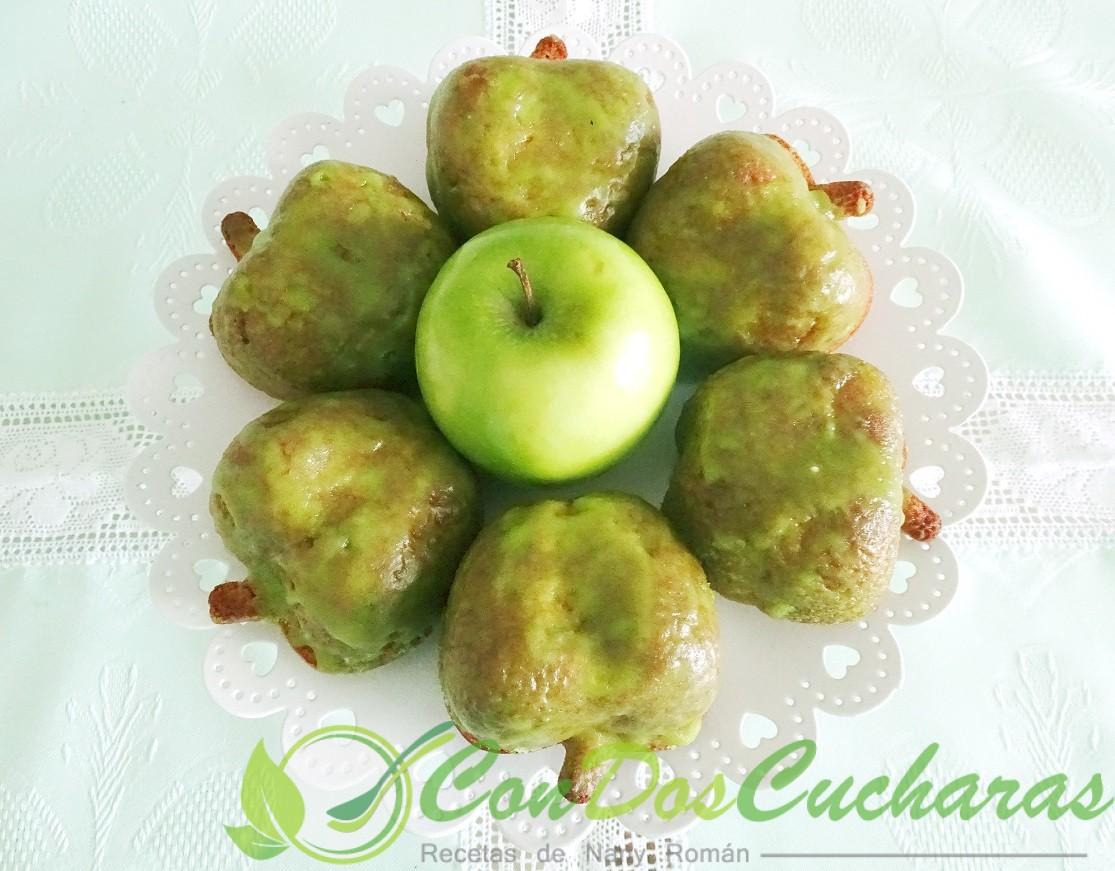 Bizcochos con manzanas ácidas