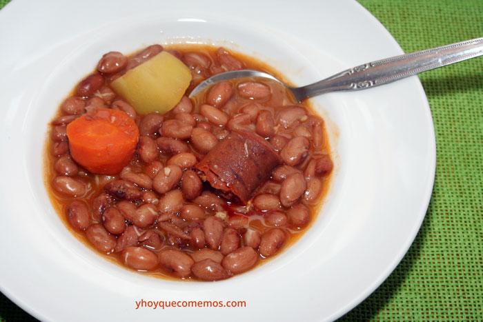 Potaje-de-Alubias-Pintas-o-Habichuelas-pintas
