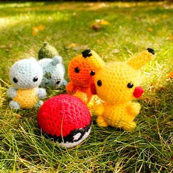 amigurumi-pokemon-charmander-bulbasaur-squirtle-pikachu-y-pokeball