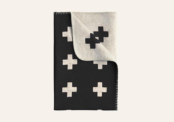 cross-blanket_black
