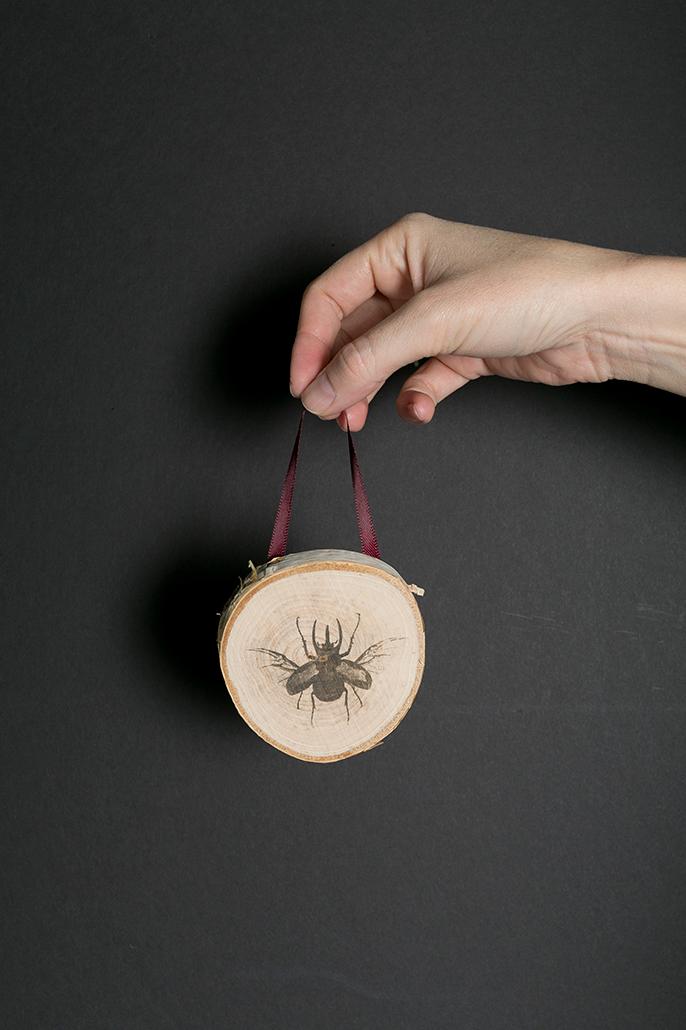 Cómo_decorar_tu_casa_para_Halloween_DIY_placas_madera_resultado_final