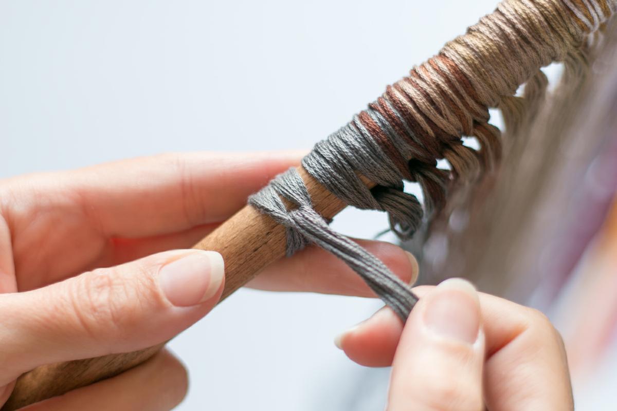 macramé con mouline - paso 02 - Visto en "I am a Mess Blog"