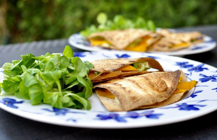 quesadillas-de-mango-y-brie-12