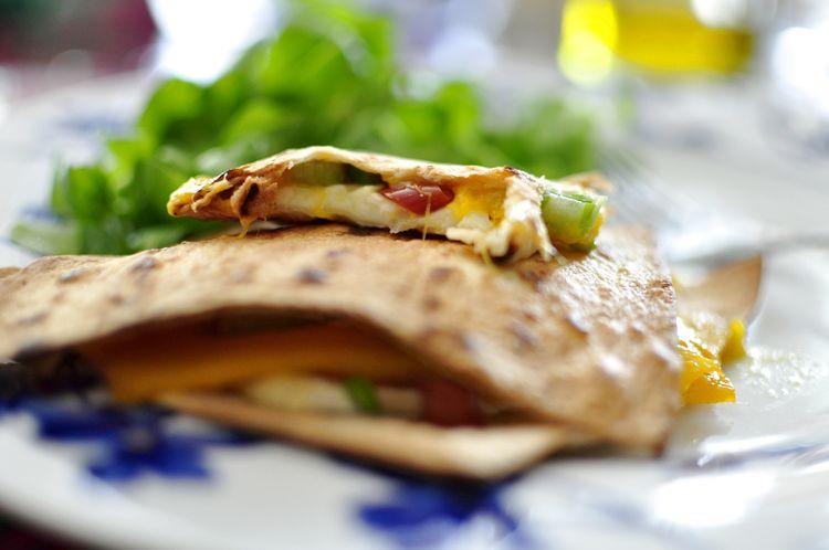 quesadillas-de-mango-y-brie-13