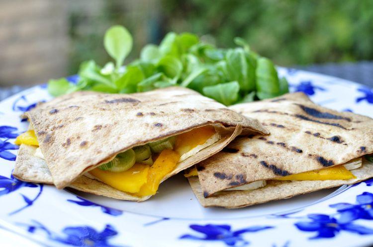 quesadillas-de-mango-y-brie-10
