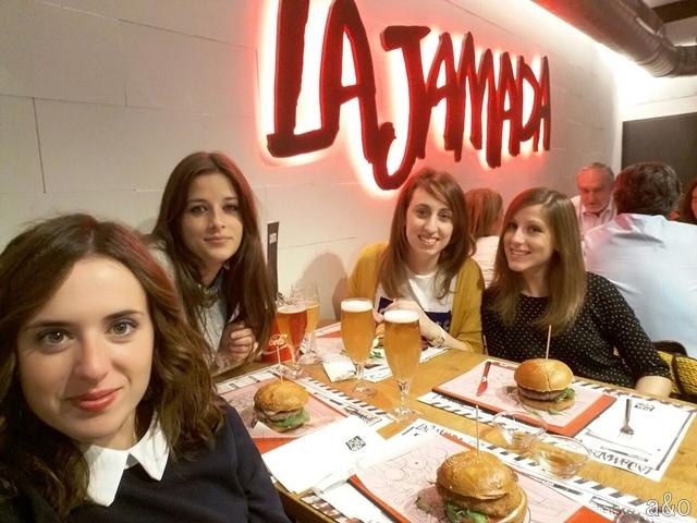 Degustando en La Jamada.