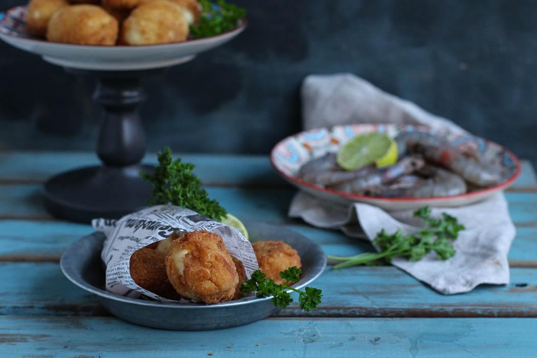 Receta de huevos rellenos por Pintando las nubes