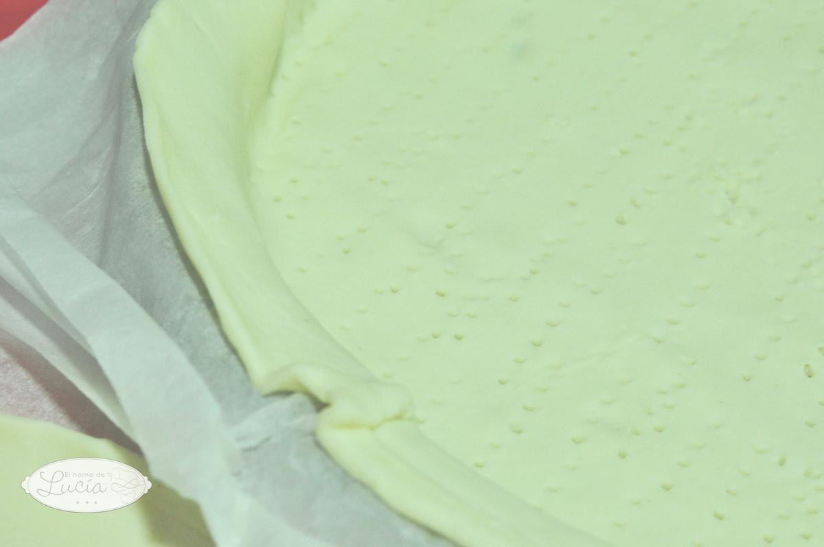 pinchamos-el-hojaldre-con-un-tenedor