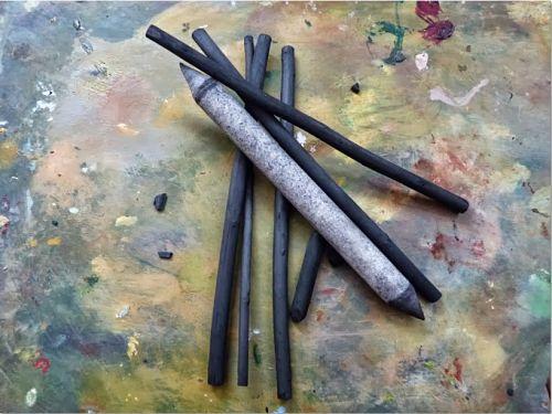 materiales para dibujar en carboncillo