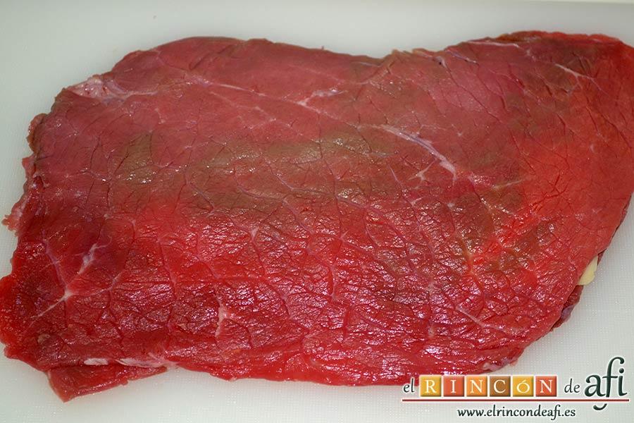 Cachopos asturianos, cubrir con otro filete de ternera