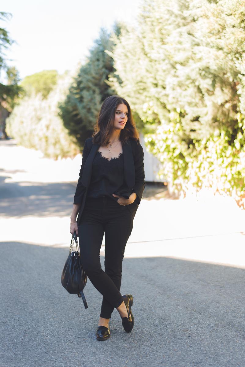 como combinar unos mocasines