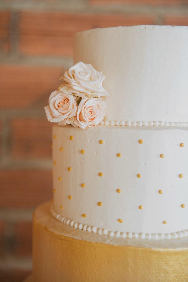 Boda campestre con alma dorada 