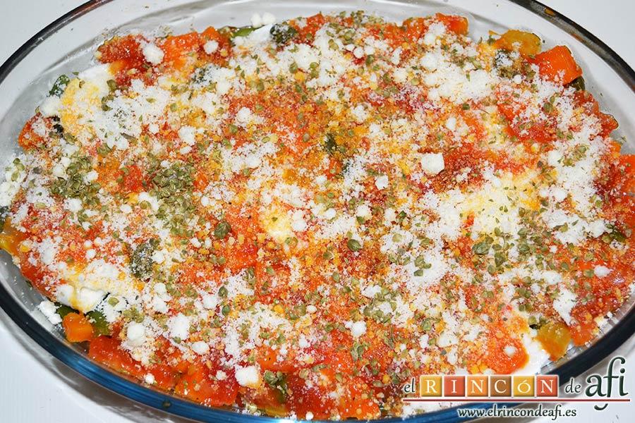 Lasaña de verduras con mozzarella fresca, finalmente espolvorear con queso parmesano y orégano