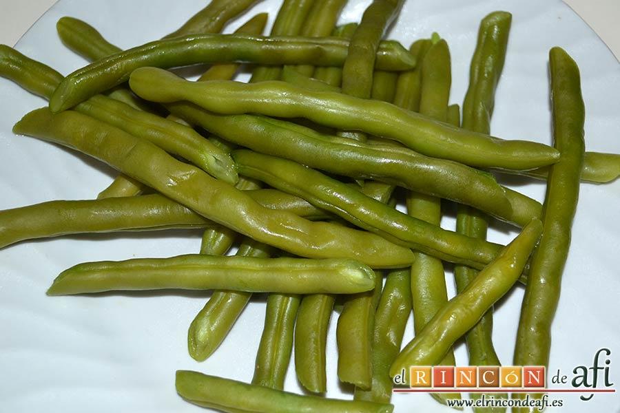 Lasaña de verduras con mozzarella fresca, escurrir las habichuelas