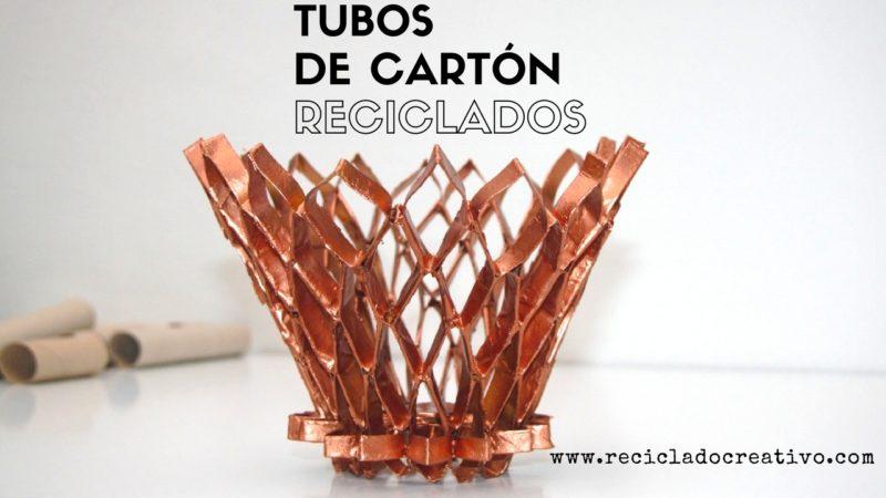 Tubos de cartón de rollos de papel de cocina reciclados