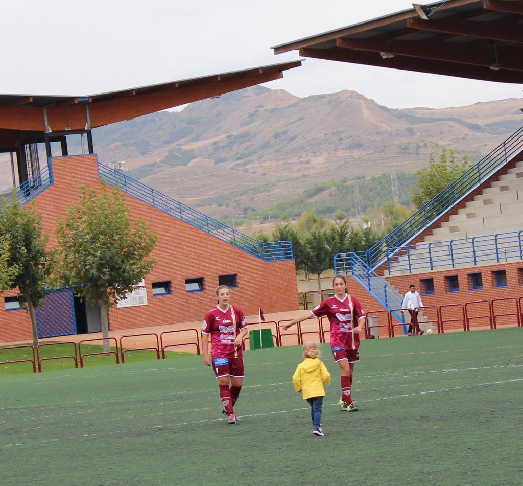 1610-chubasquero-amarillo-020