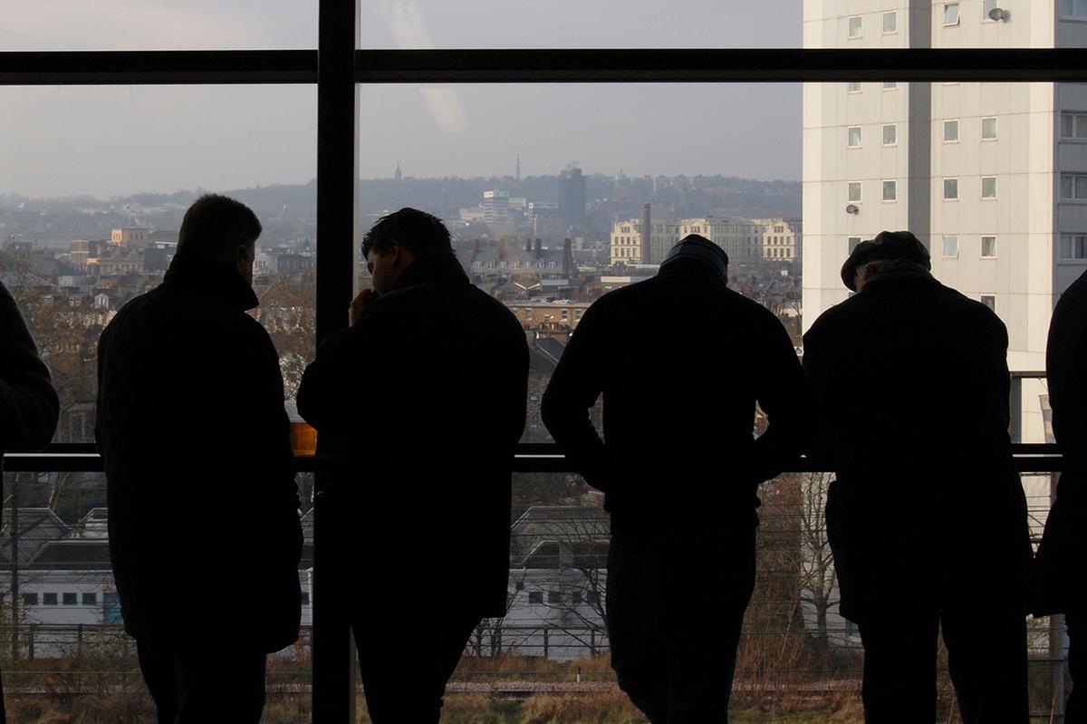 DESCANSO EN EL EMIRATES