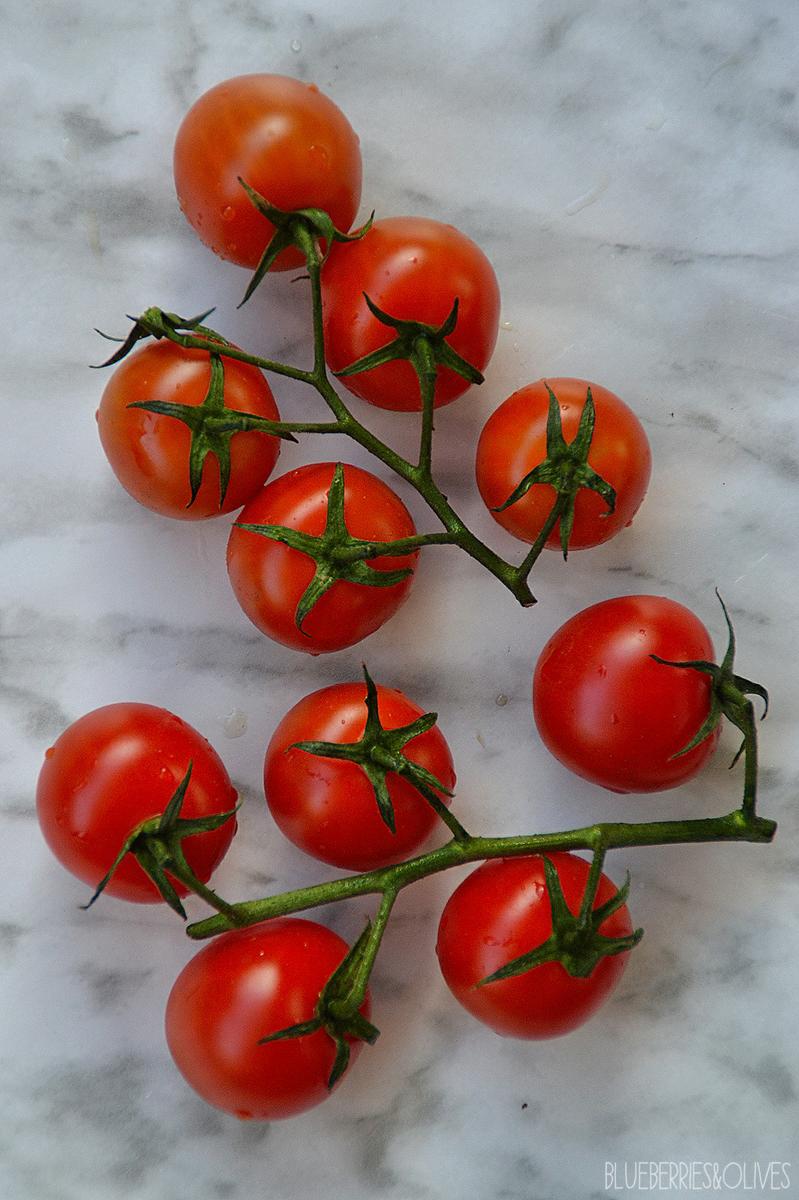 muffins-salados-de-aceituna-tomate-hierbas-blueberries-and-olives-3
