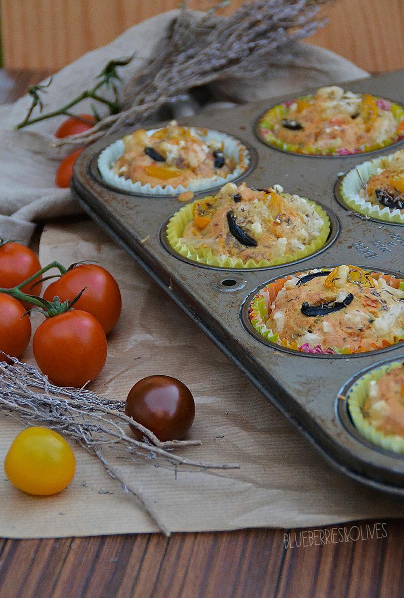 muffins-salados-de-aceituna-tomate-hierbas-blueberries-and-olives-6