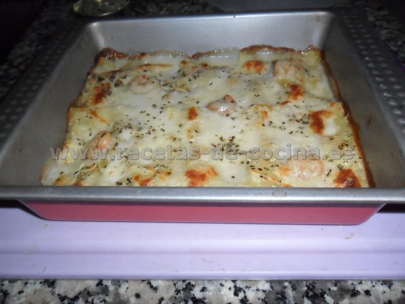 lasaña de atún y gambas