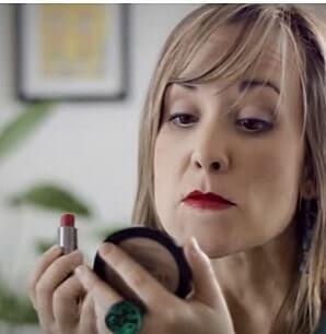 maquillarse antes de una entrevista