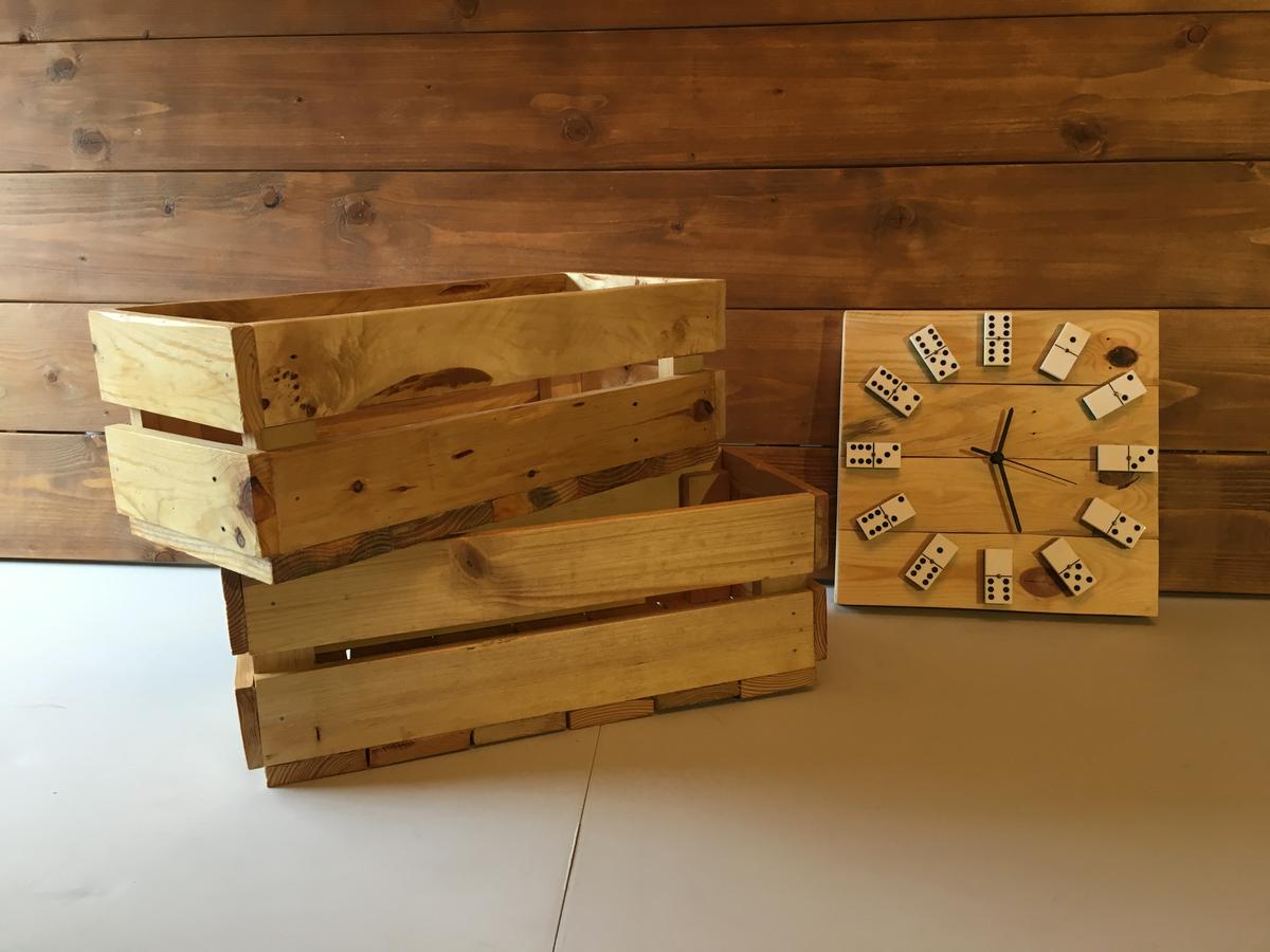 cajas-y-reloj-domino-atumadera