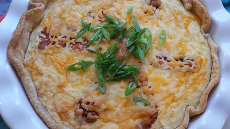 Pastel de queso patatas y tocino