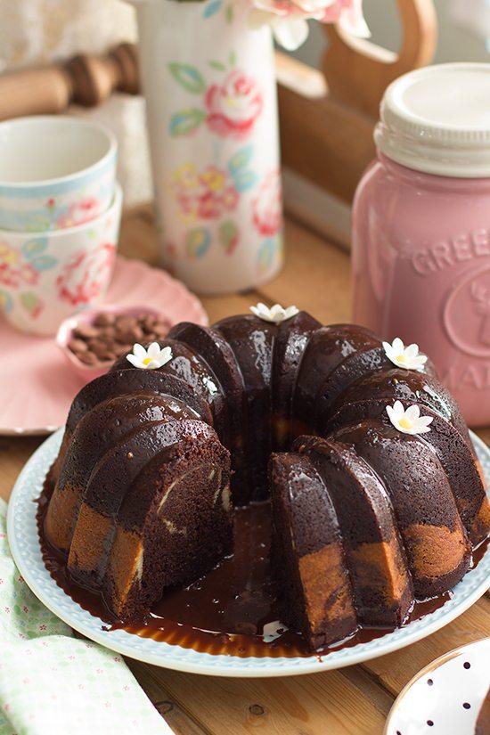 bundt cake de chocolate y queso