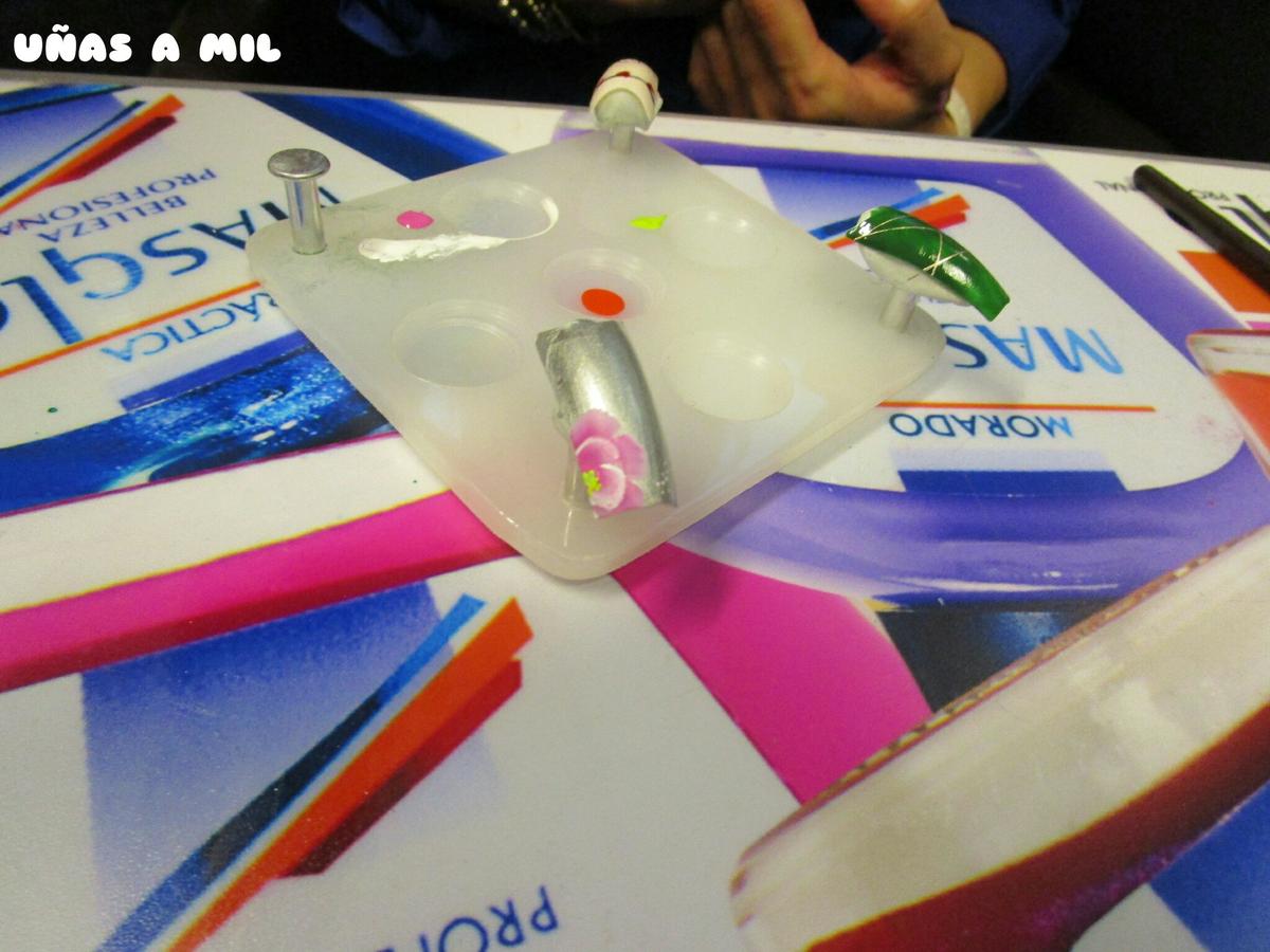 unas_a_mil_blog_curso_decoracion_unas_nail_art_esmaltes_masglo_salon_look_madrid-12