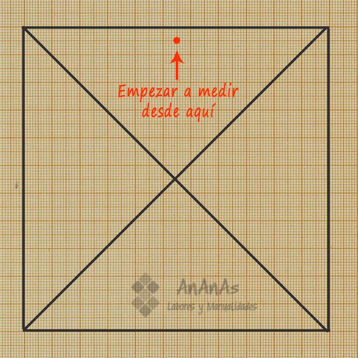 trazado-patron-cuadrado-de-4-triangulos-empezar-a-aplicar-las-medidas