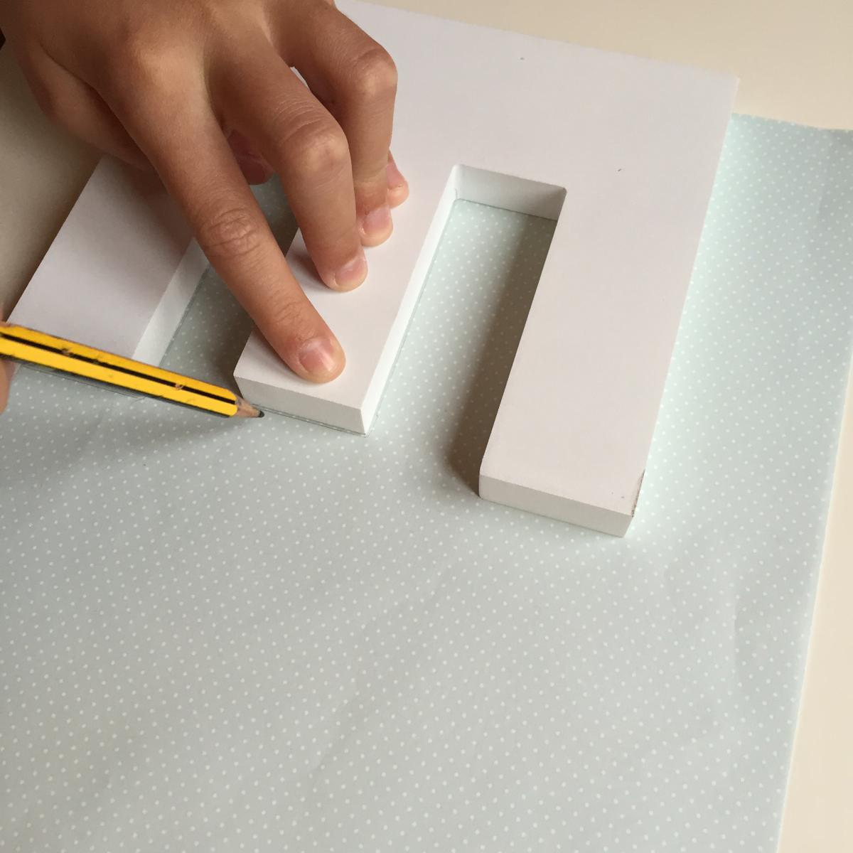 03-letras-de-madera-con-ch-alk-paint-y-decoupage-importante-que-este-bien-ajustada