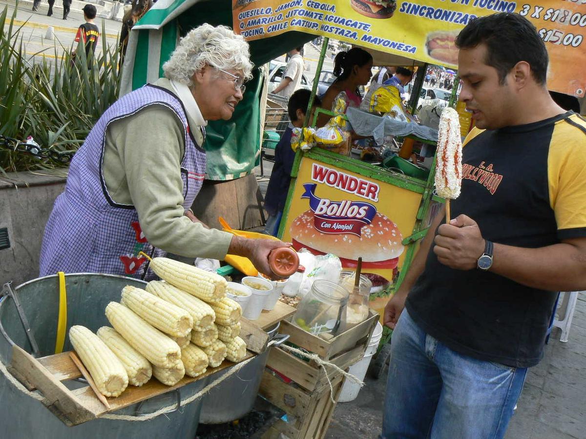Receta de Elote mexicano: come mazorca como en las calles de México