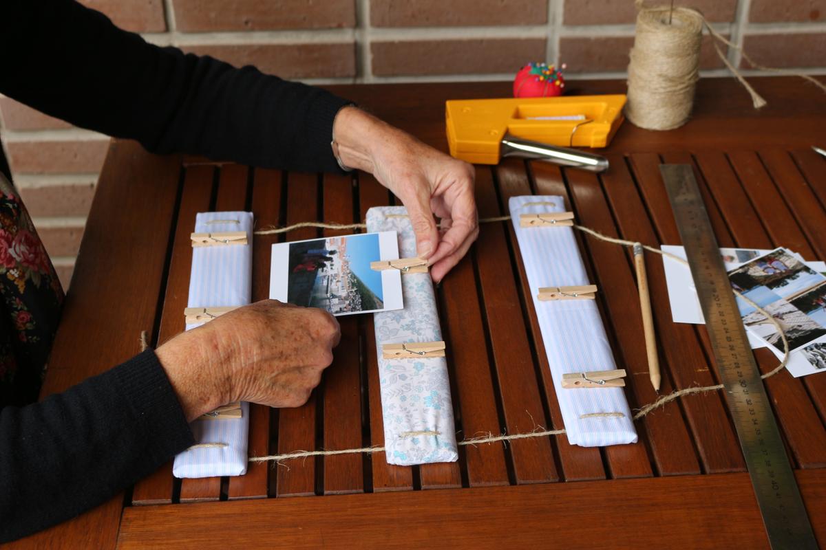 14-diy_3g_portafotos_entelado_colocamos_fotos