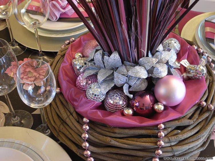 decora-la-navidad-en-color-rosa-14