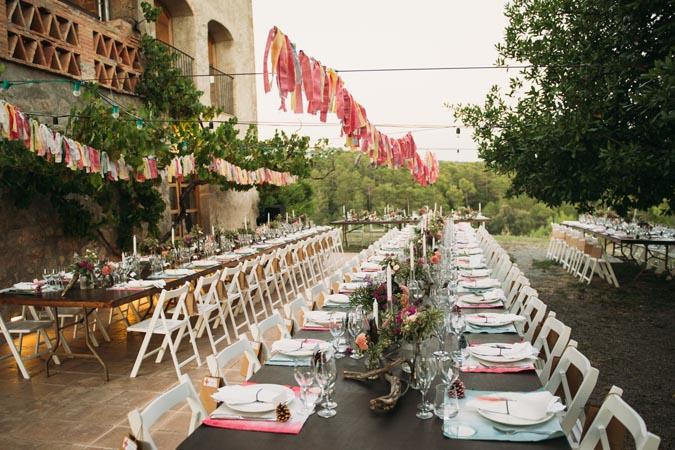 La boda boho de Lydia y Enric en Cal Visó