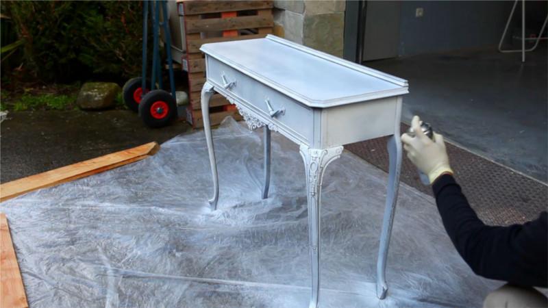 restaurar un viejo mueble con carcoma