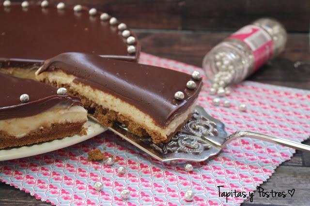 http://tapitasypostres.blogspot.com.es/2016/11/tarta-de-crema-de-avellanas-y-chocolate.html