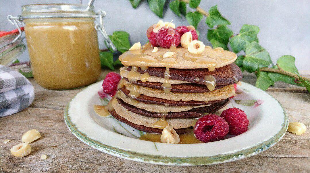 Tortitas navideñas de avellana y chocolate