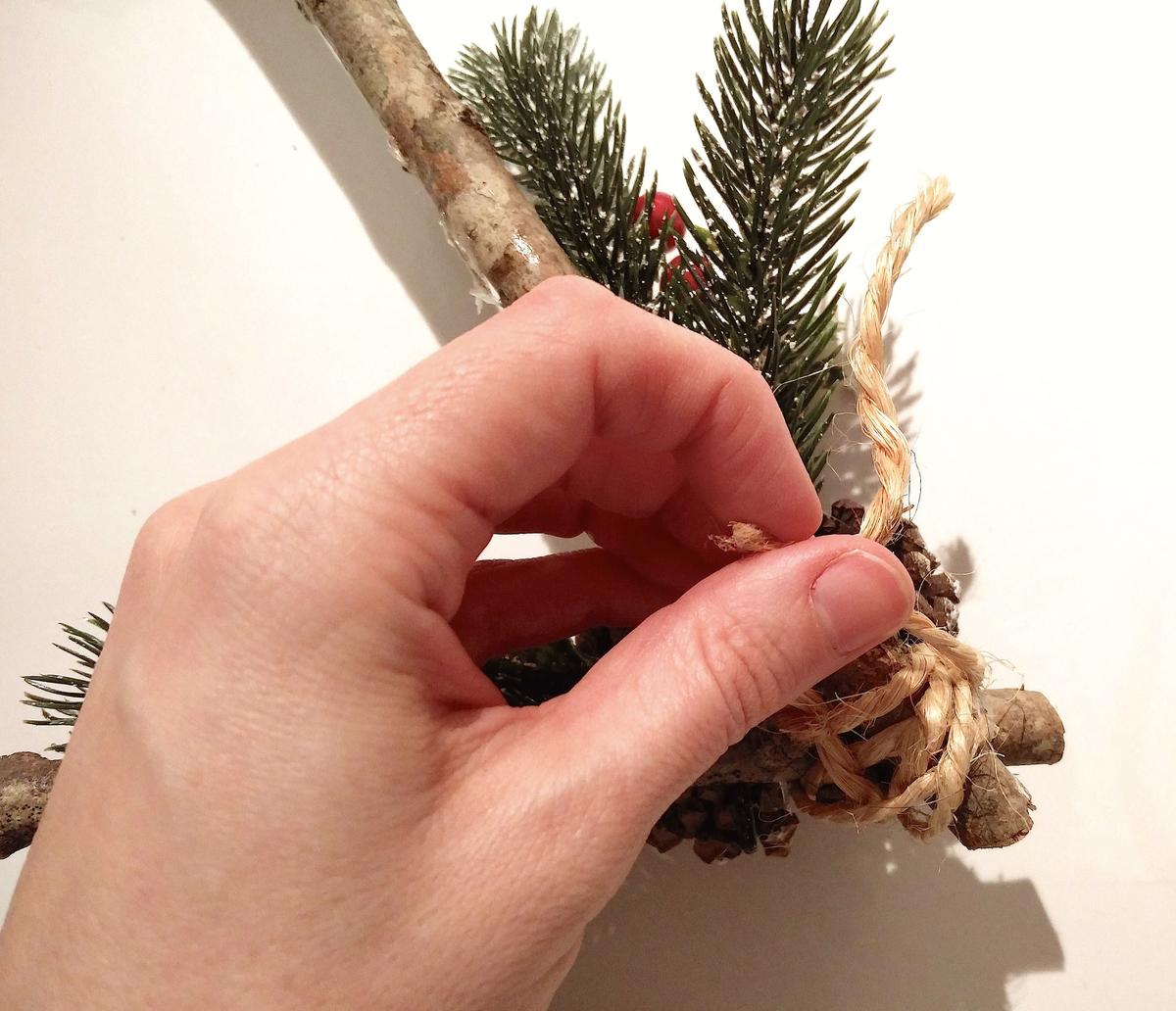 atando-las-cuerdas-de-las-esquinas