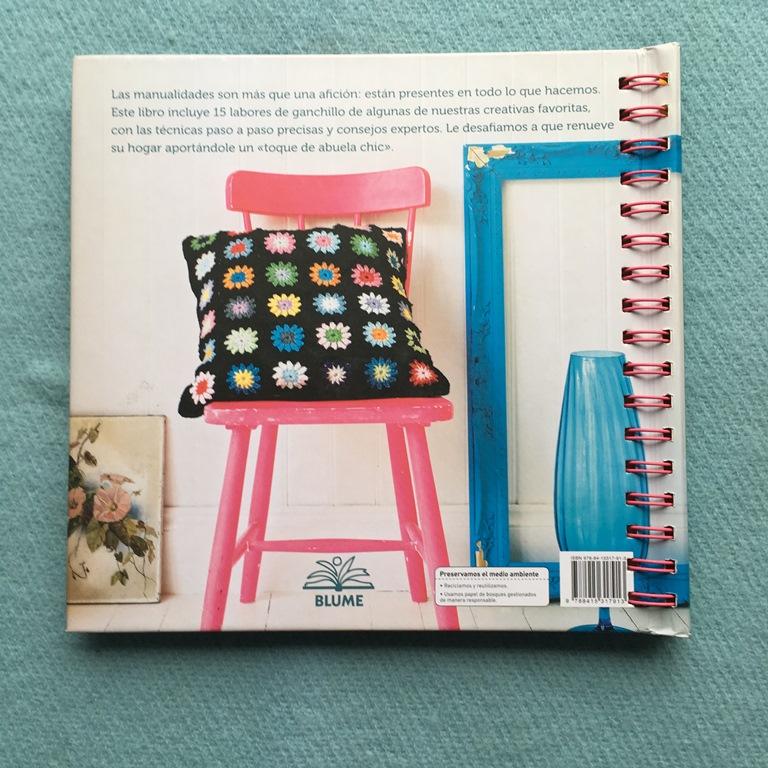 Libro de crochet Mollie Makes - Almohadón 