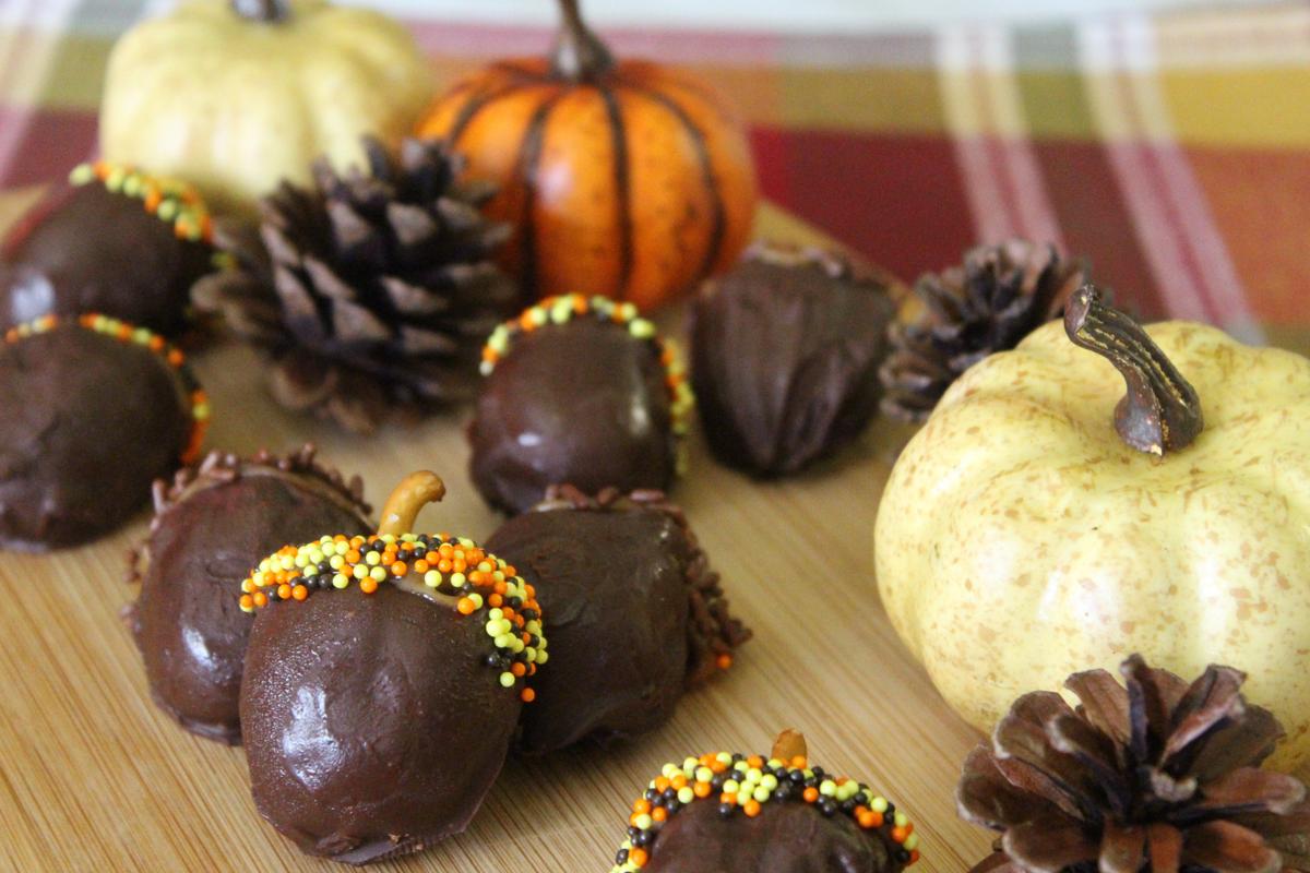 oreo-acorn-ballls-upclose