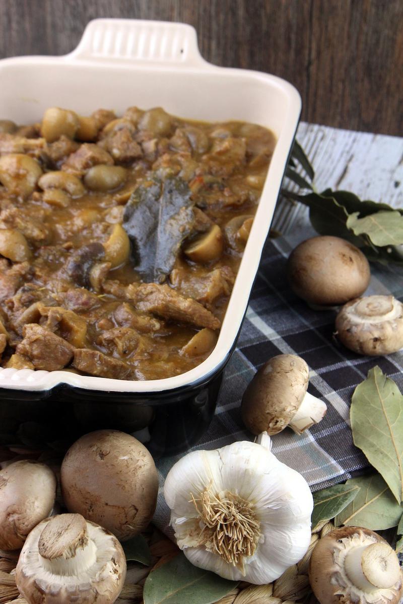 Carne de cerdo con champiñones de mi abuela
