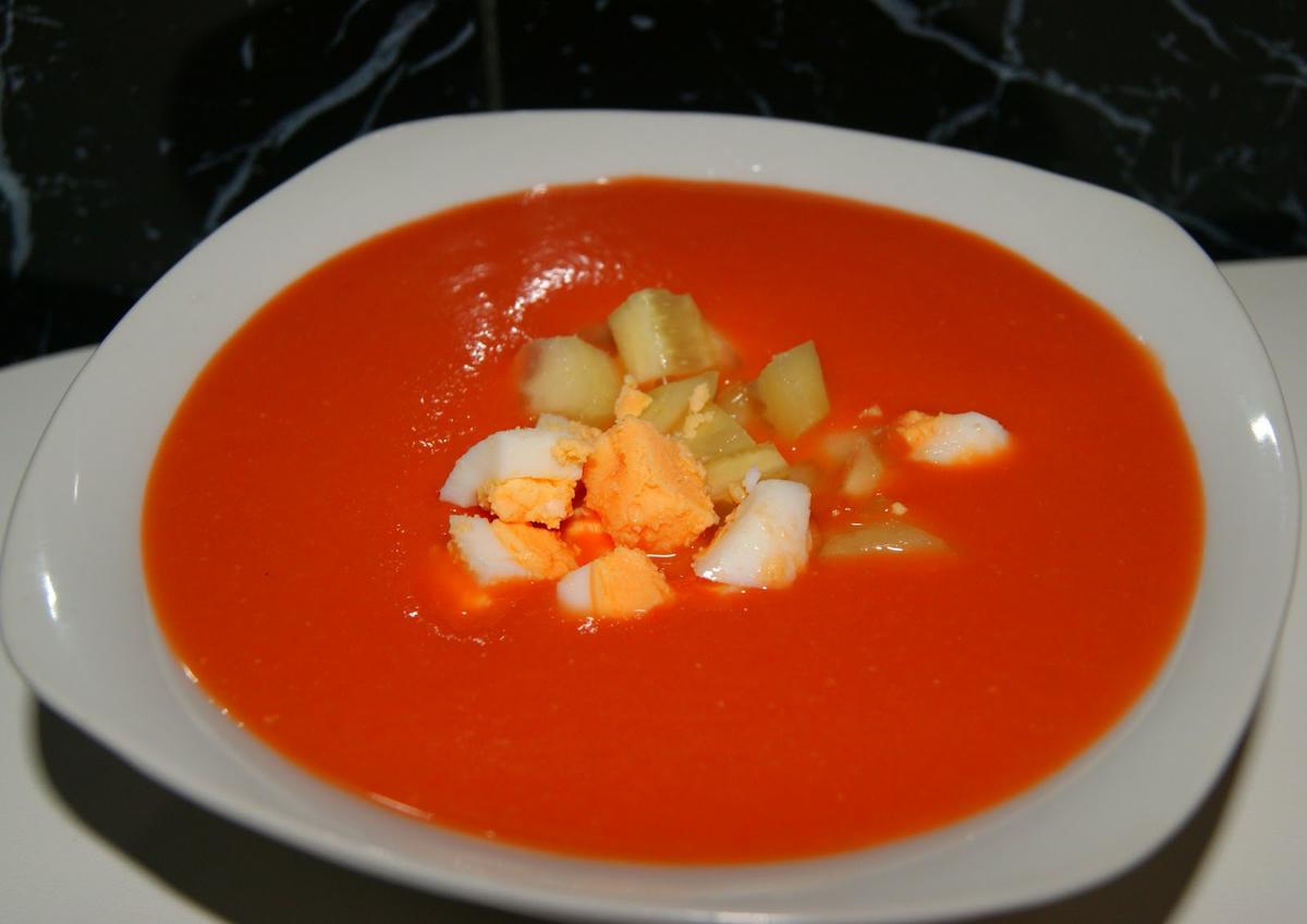 gazpacho-con-huevo-duro