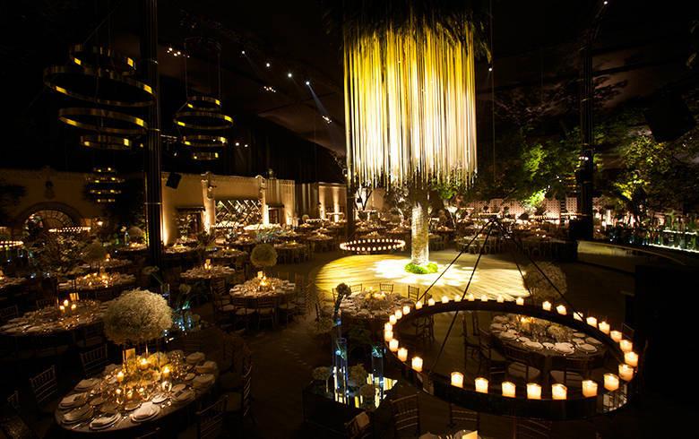 decoracion-de-boda-en-jardin-de-noche-1