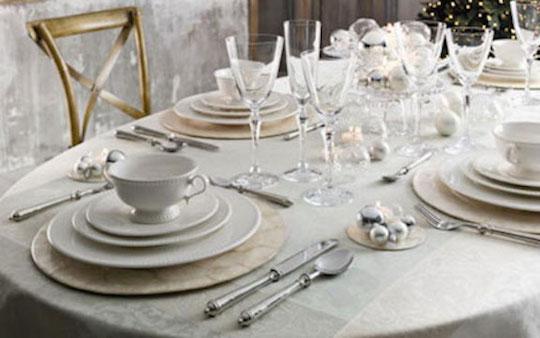 ideas-originales-para-decorar-la-mesa-de-navidad-Fin-de-ano
