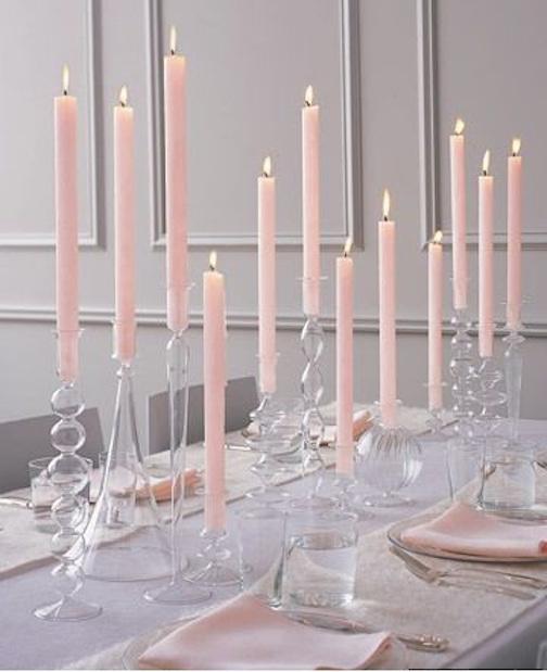 centro-mesa-decoracion-boda-candelabros-velas-rosa-minimalista1