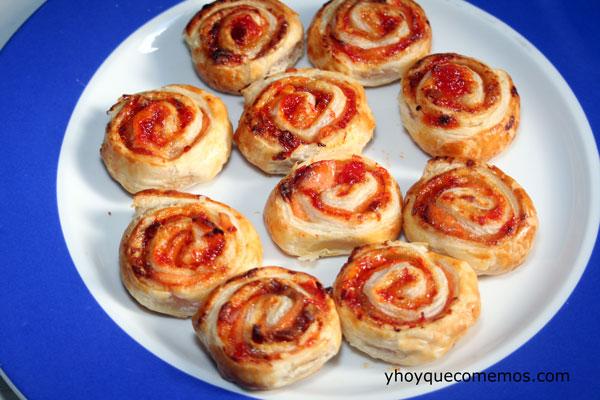 rollitos de hojaldre salado y dulce